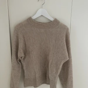 Stickad tröja - Mohair/woolblend tröja från Hm i storlek Xs. Fint skick