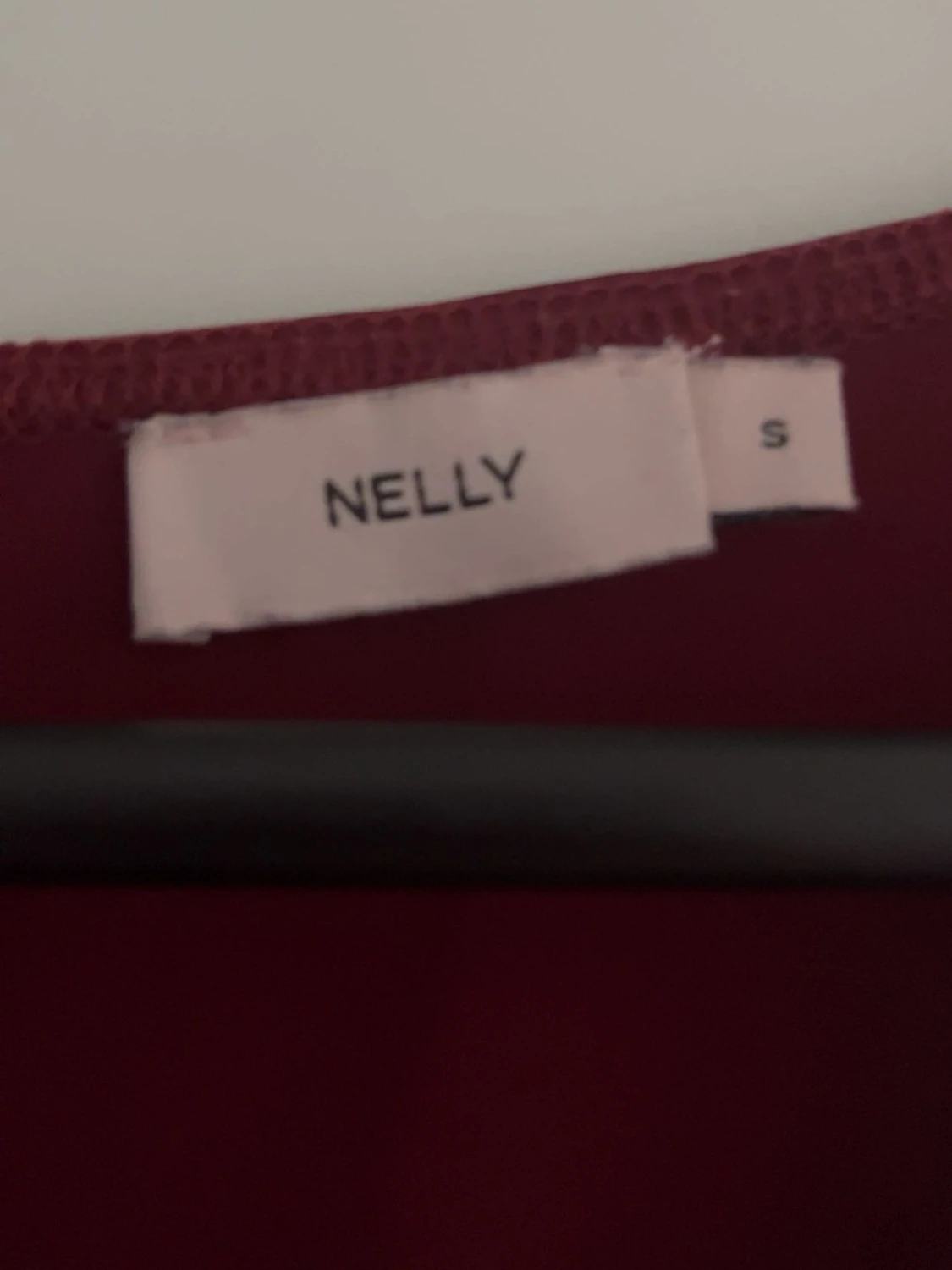 Röd långärmad från nelly - 1