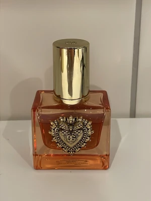 Dolce & Gabbana Devotion Intense 30ml - Ca. 2/3 av 30ml finns kvar. Förpackning finns inte. 