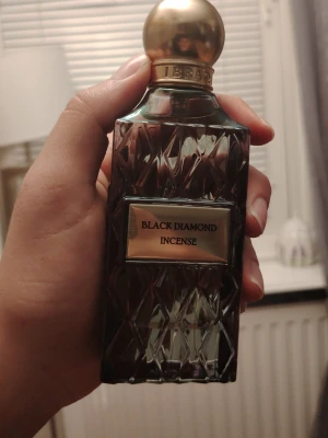 Black Diamond Incense Ibraq, Ibraheem Al qurashi - Säljer en 75 ml av ibraq black diamond incense, vilket är oanvänd