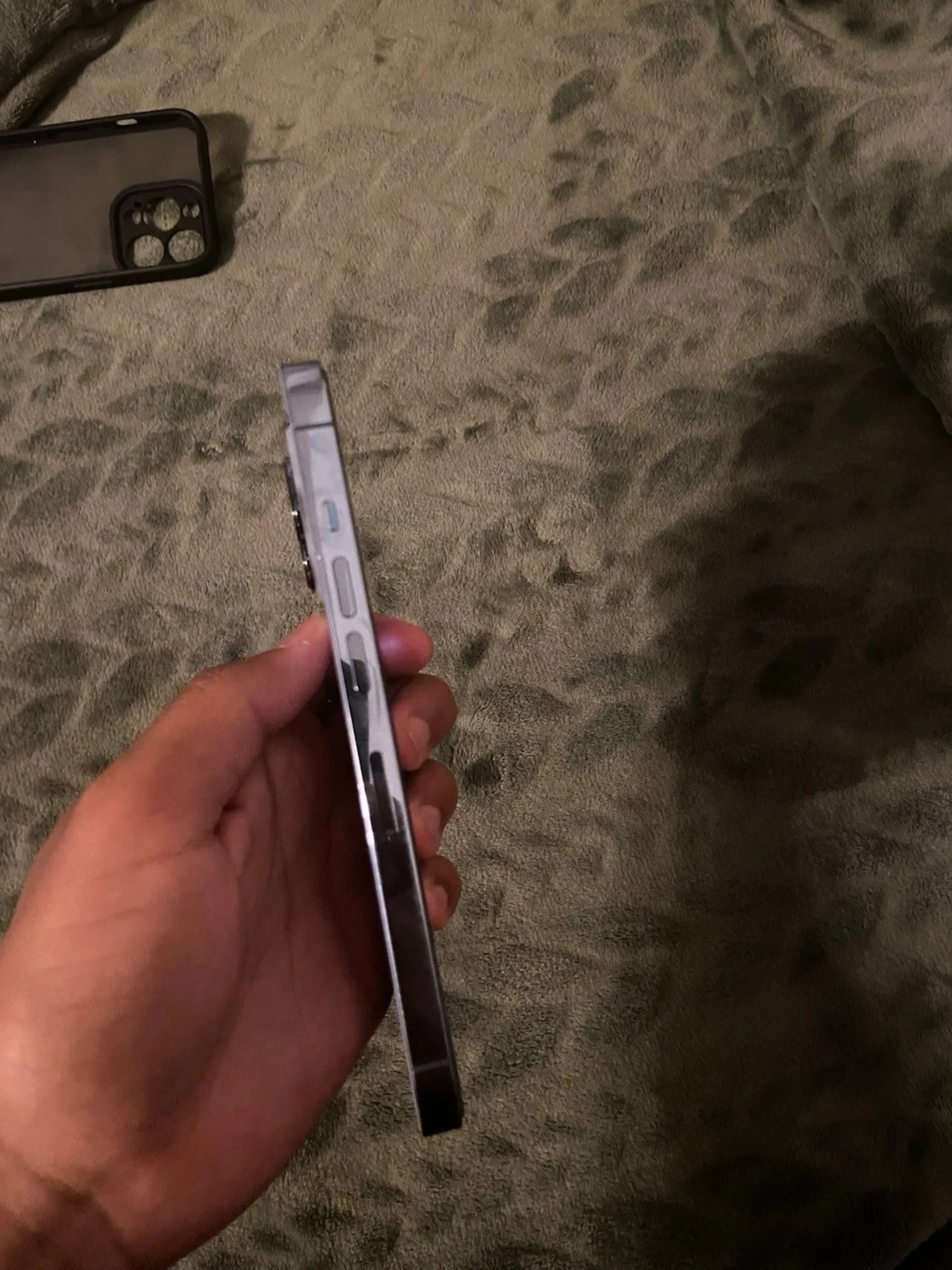 iPhone 13 Pro  - 3