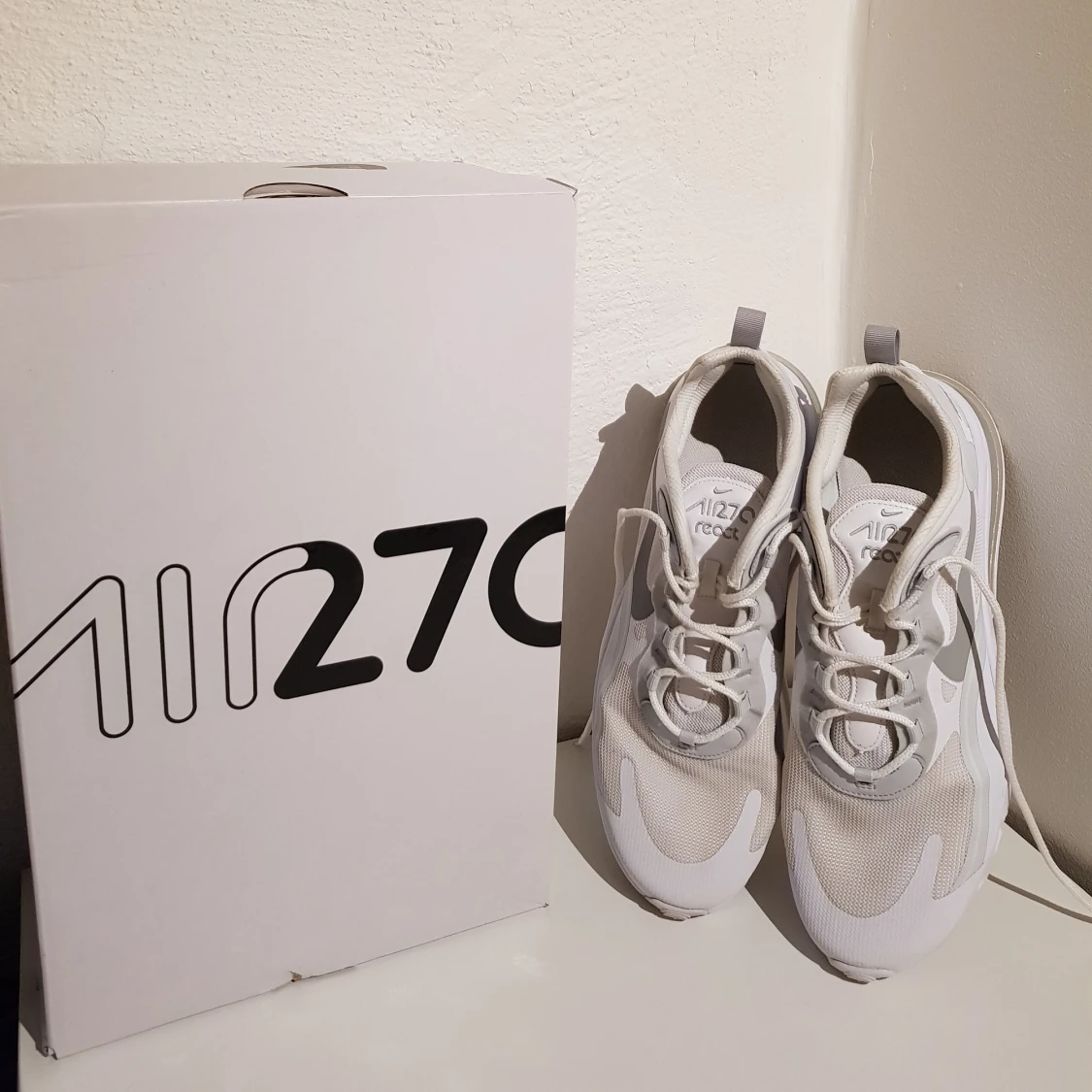 Nike Airmax 270 React