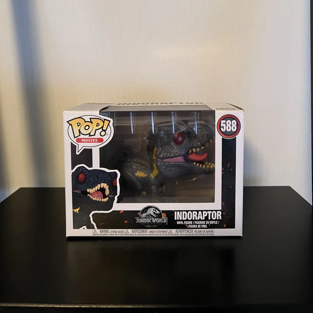 Indoraptor pop figur  Köpt från gamestop . Övrigt.