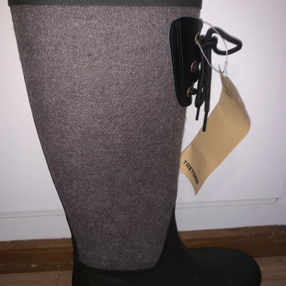 Oanvända stövlar - 90