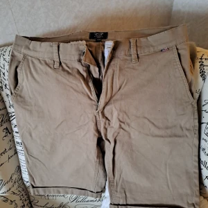 Shorts  - Shorts i fint skick. 