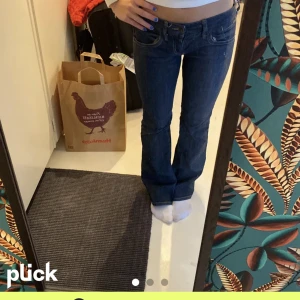 Jeans - Båda jeansen för 400