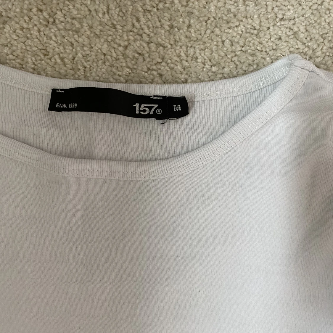 Fin vit bas tröja  - 90