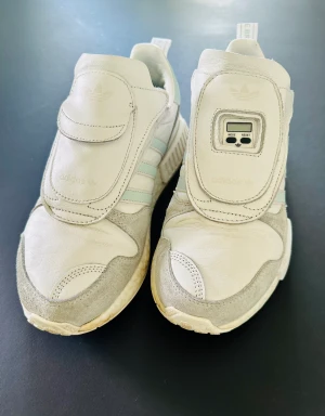 Adidas Micropacer R1 - Original Adidas classic Micropacer with digital watch ⏱️used in fair condition. In original box 