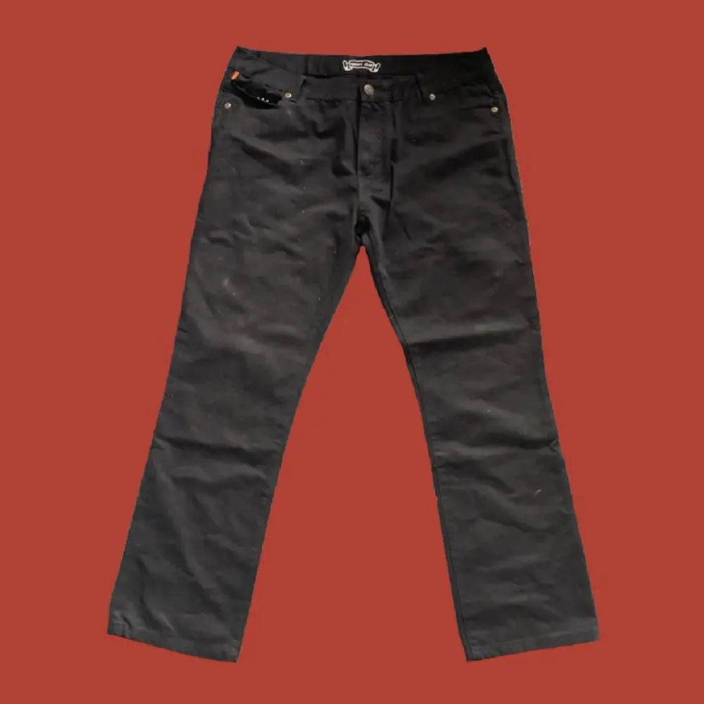 Sjukt snygga robins 🙌  storlek 40x~32-34 (kom privat för mått) Säljer eftersom de tyvärr är för långa på mig 🙁 PRIS KAN DISKUTERAS & kan mötas upp i sthlm . Jeans & Byxor.
