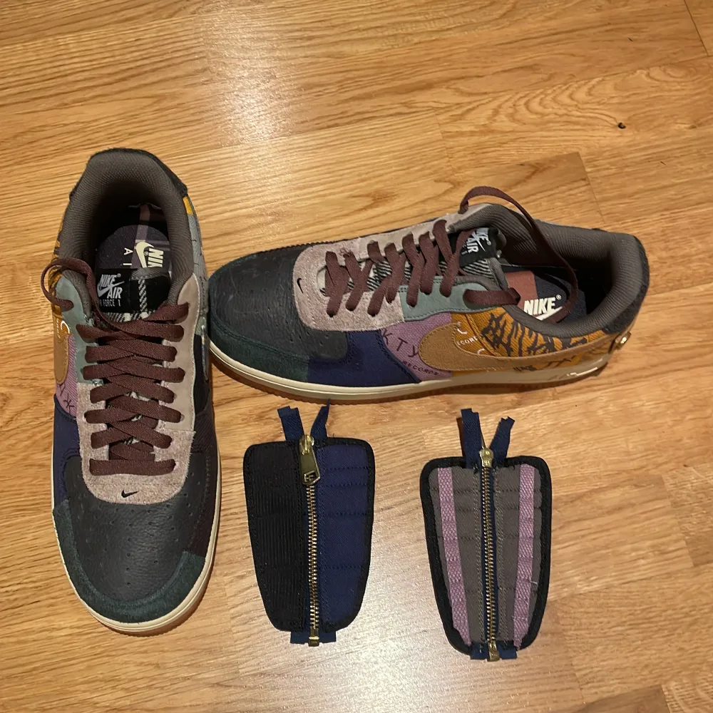 Travis Scott Air force 1 Cactus Jack (fake). Skor.