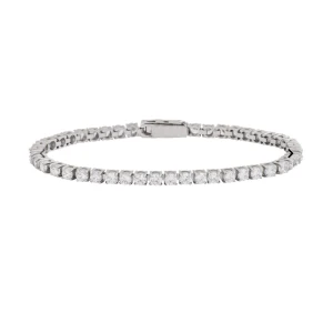 Armband med stenar - Säljer ett såå fint armband med stenar❤️ helt oanvänt! Säljer även ett likadant i guld❤️