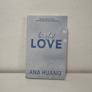 Twisted Love - Första boken i Twisted-serien! Aldrig läst och i jättefin kvalitet 🤍Orginalpris 120kr