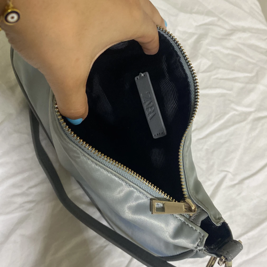 Ljusblå axelväska från Zara - 90