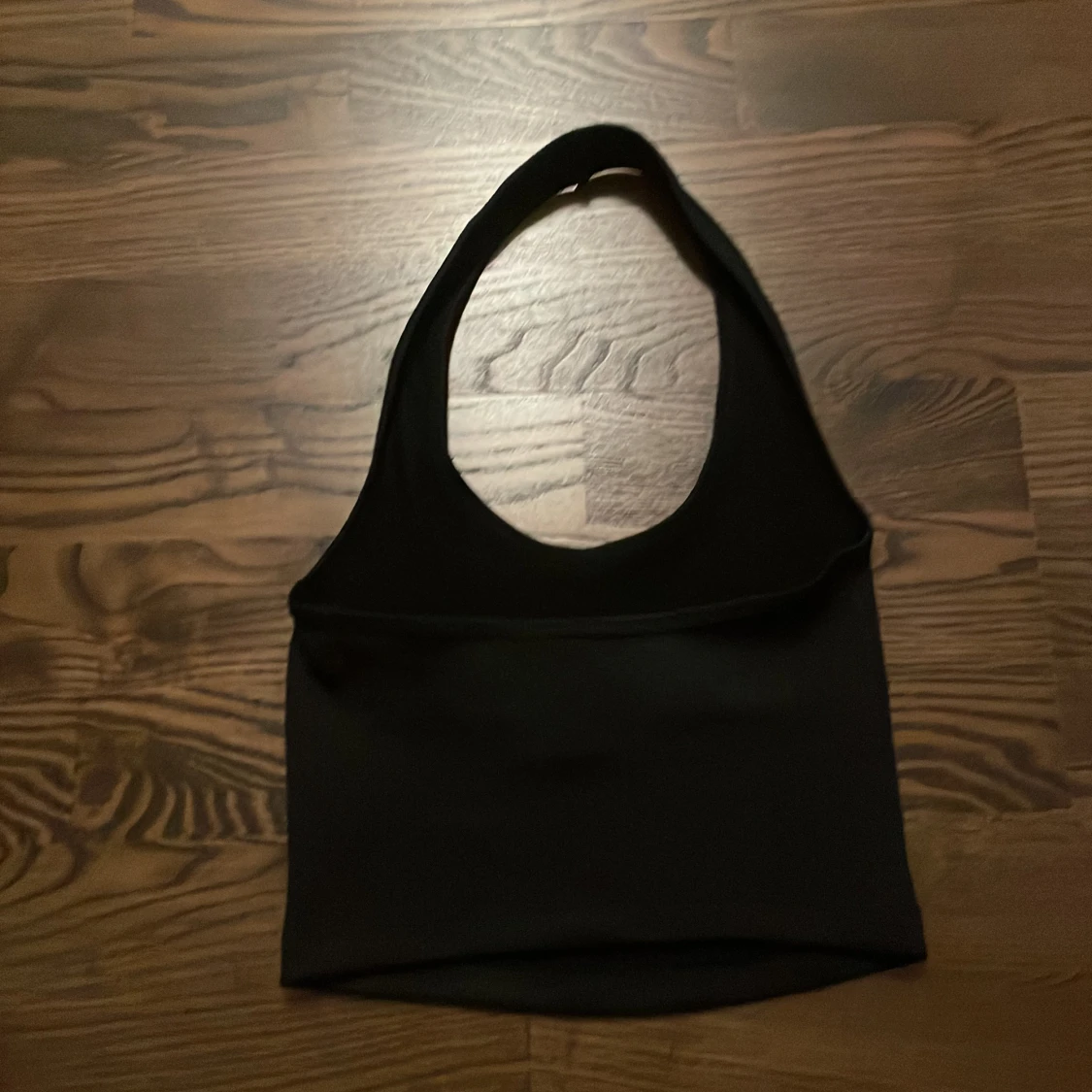 Svart halterneck top - 90