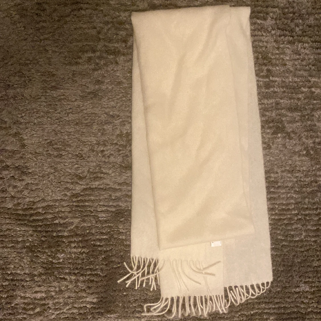 100% cashmere set.  - 91