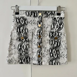 Cargo skirt  - Too small never used 