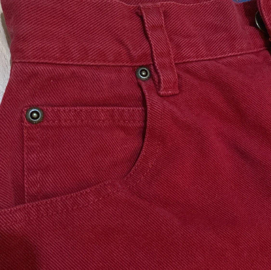 Röda byxor classic fit - 91