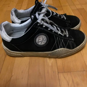 Eytys strl 41 - Etys is befentligt skick!