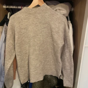 Stickad tröja💕 - Stickad tröja från vero moda lite oversized 