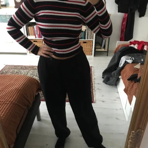 Randig tröja  - Bra skick lite tjock material