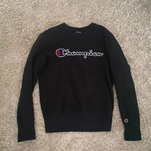 Champion Tröja - Champion Sweatshirt, använd fåtal gånger