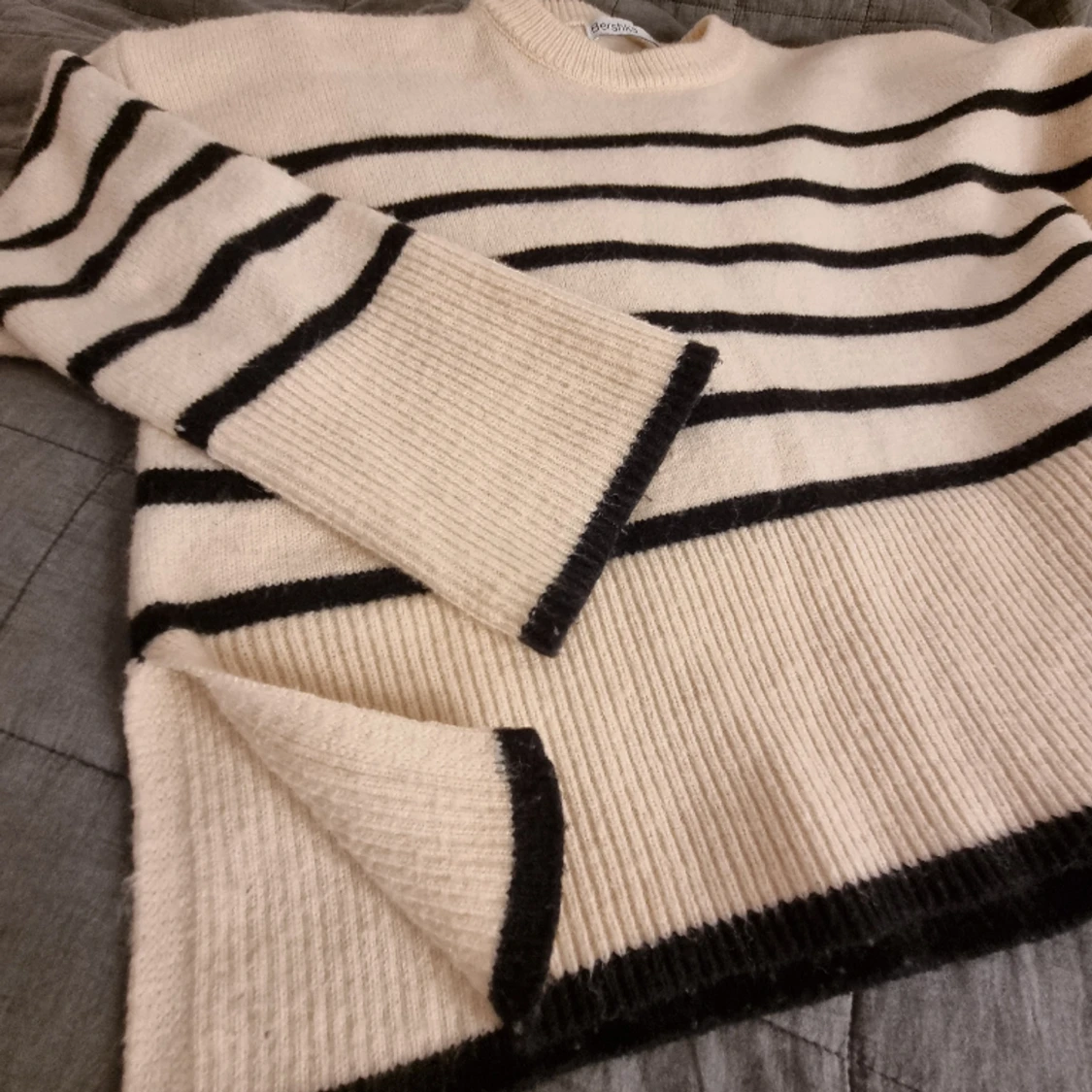 Randig tröja bershka