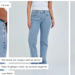 lågmidjade raka jeans från bikbok, köptes för 1,5 år sen men sparsamt använda. storlek 24/32💞köp direkt för 150kr!! 