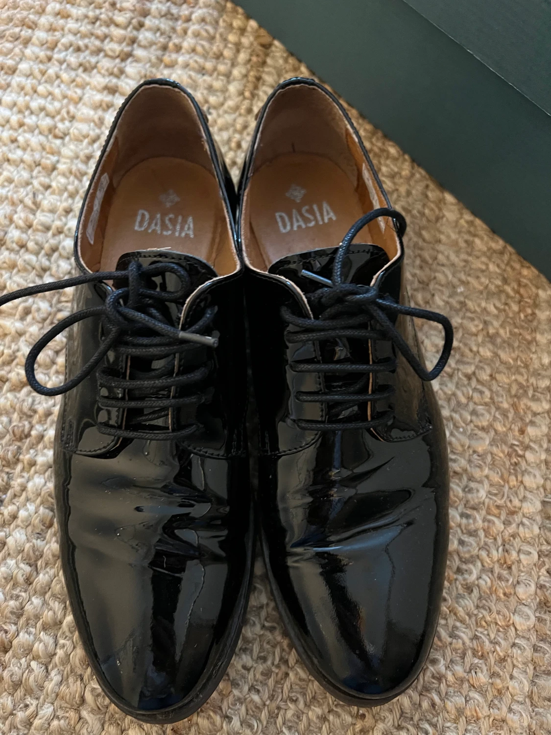 Lackskor från DASIA