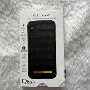 Ideal of Sweden Mobilskal Konstläder - Jag säljer ett helt nytt iPhone X skal i oöppnad förpackning. Anledningen till försäljningen är att jag har returnerat min iPhone X och behöver inte längre mobilskalen. Köpte för 400kr och den finns inte längre att köpa hos Ideal of Sweden