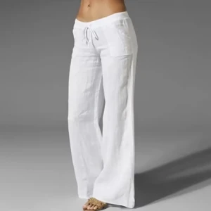 linnebyxor  - Säljer dessa superfina linnebyxor då de va lite för stora på mig🥰 köpta här på plick och är i fint skick, inga defekter❤️ buda eller köp direkt för 300!☺️