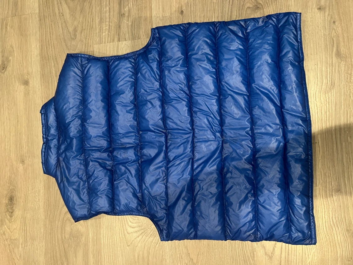 Moncler gui väst  - 90