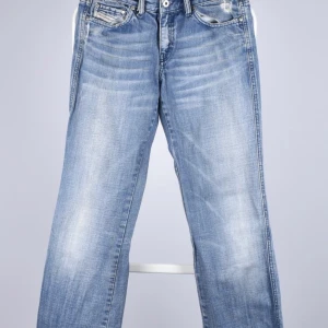 Diesel jeans - Köpte på tradera, inte så mycket använda då dem var lite för små, superfina och långa på mig som är 175