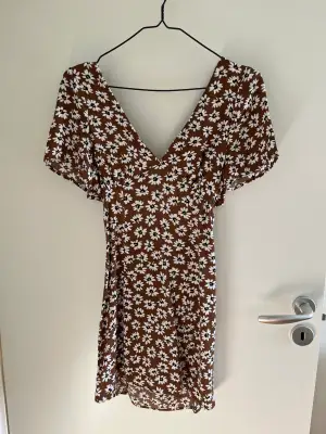 New dress from p&b, size S