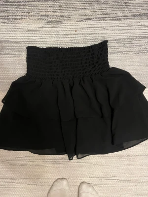 Kjol och topp  - Jättefin kjol som också kan användas som topp💗 köpt på Zalando ❤️