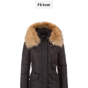 Livingo Hollies - Jättefin jacka från Hollies. Enda felet syns på tredje bilden.