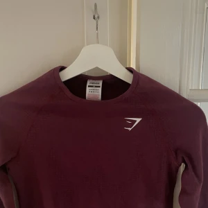 Gymshark tröja - Aldrig använd, passar xs-m