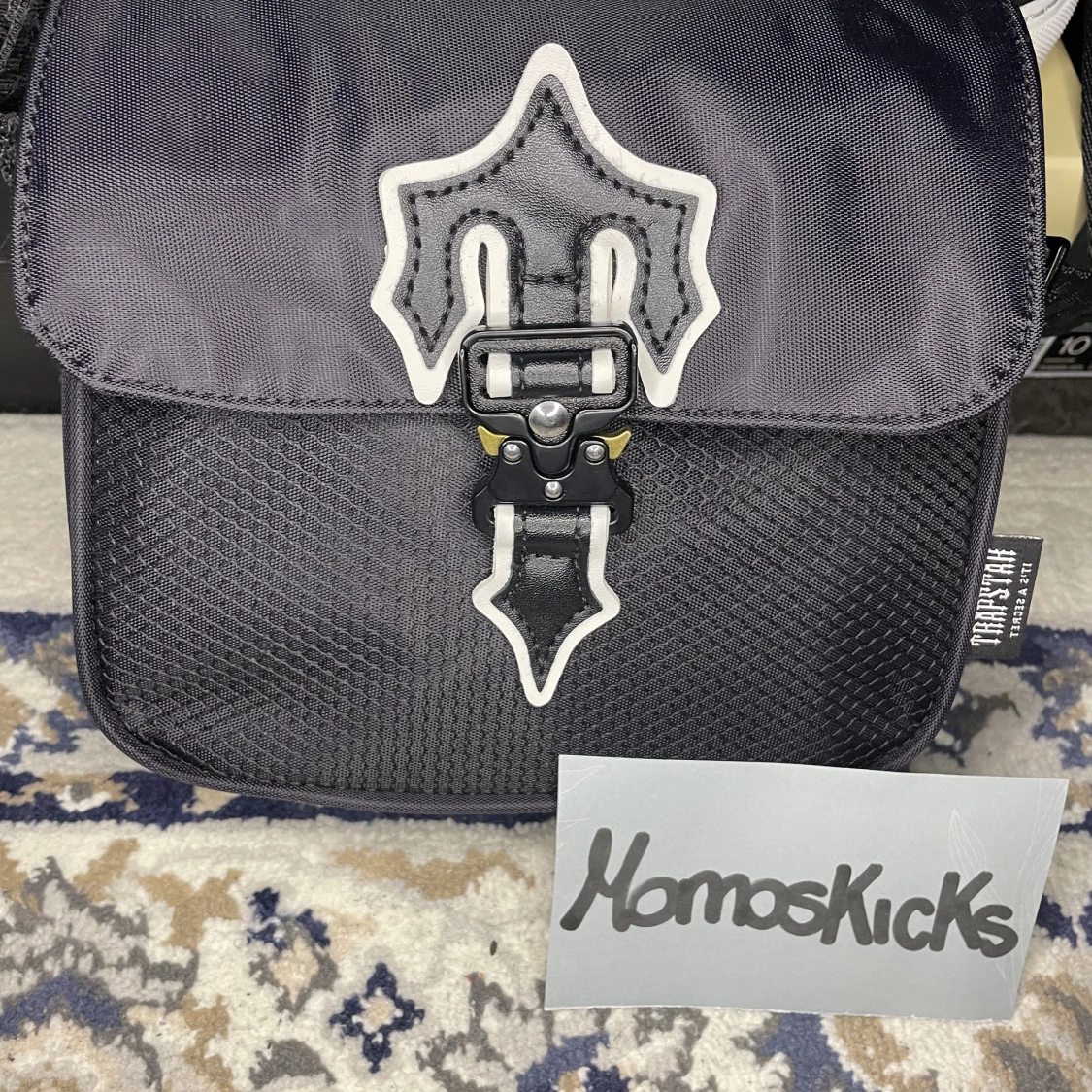 Trapstar - Black Irongate T crossbody bag   - 91