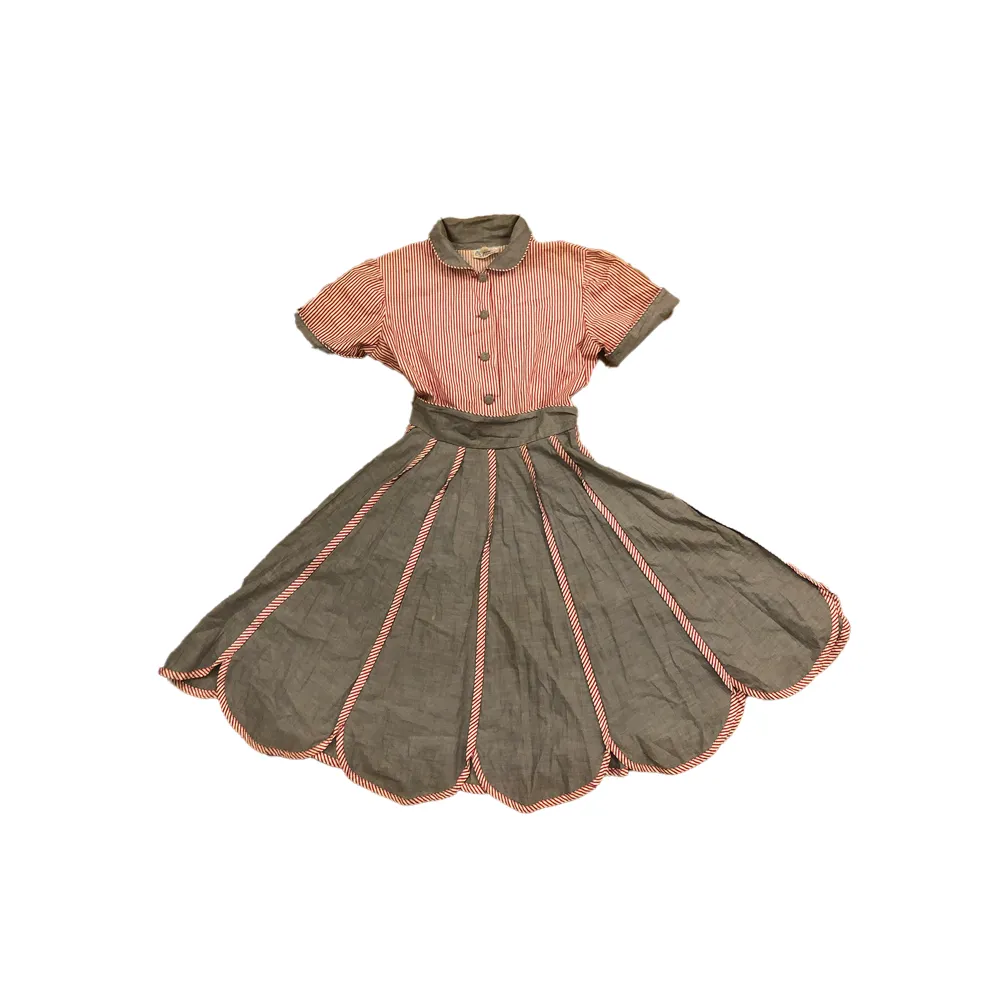 Babydoll klänning från 50 talet💋 pris kan diskuteras ‼️. Klänningar.