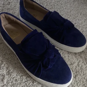 Dasia skor - Säljer dessa dasia skor i storlek 36, bra skick