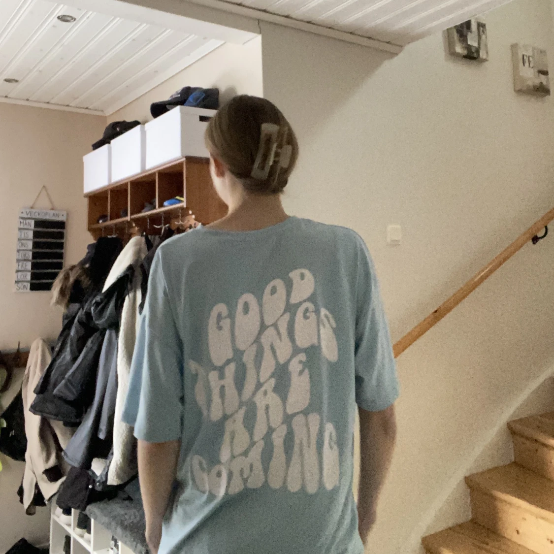 Ljusblå t-shirt - 90