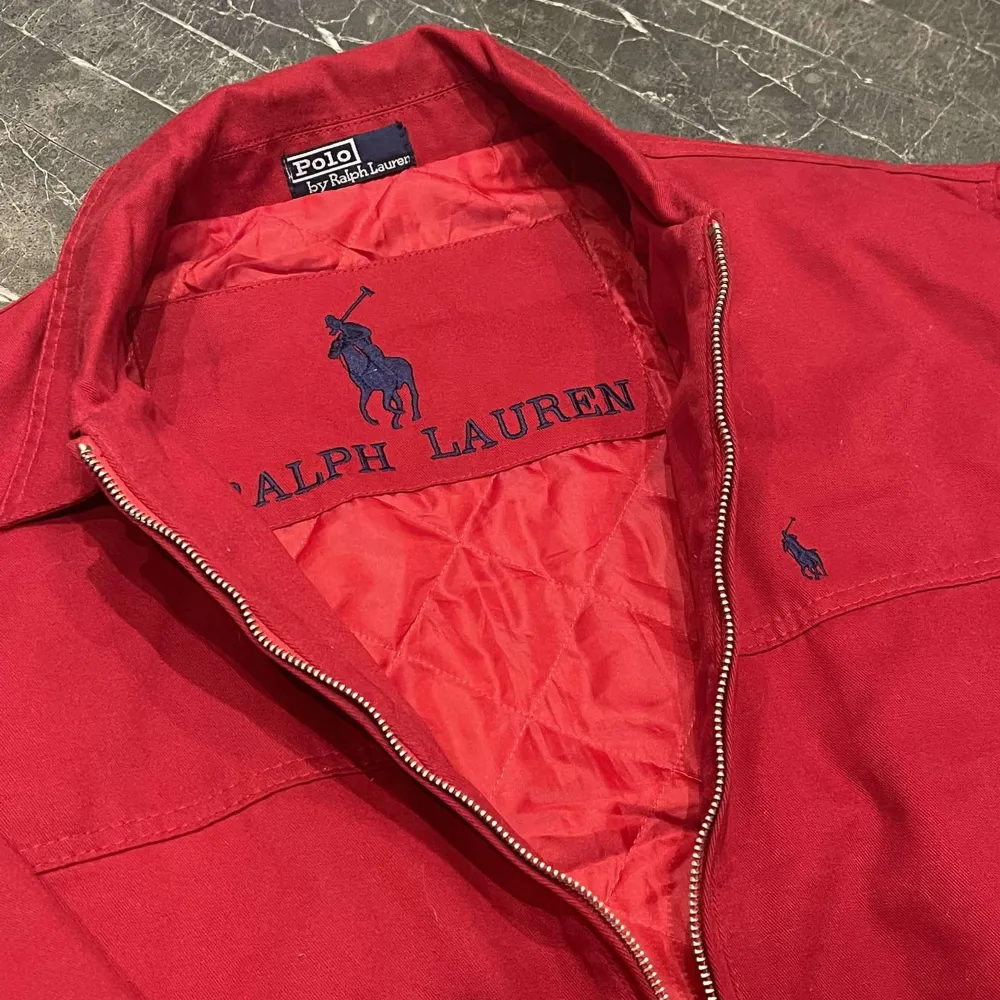 Vintage Ralph Lauren Over-shirt  Strl: XL  Färg: Röd Skick: Mycket Bra  299:-. Tröjor & Koftor.
