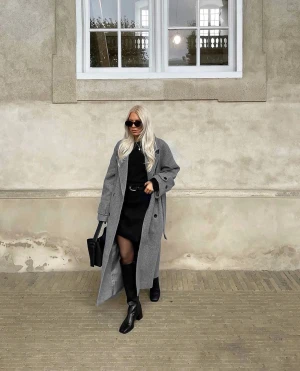 Kappa Nelly  - Slutsåld kappa från Nelly i storlek XS. Mycket bra skick 🌸