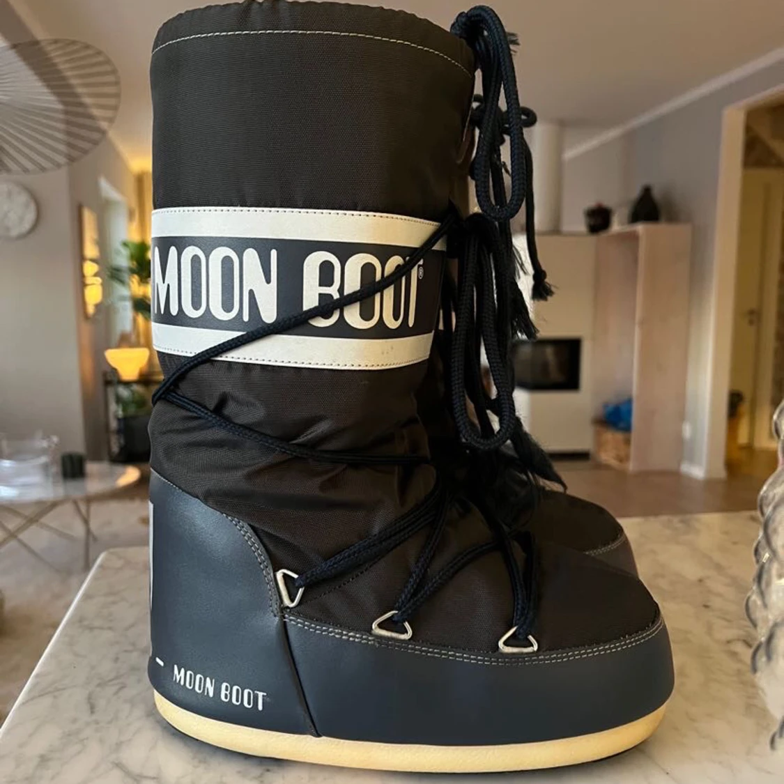 Moon boots  - 90