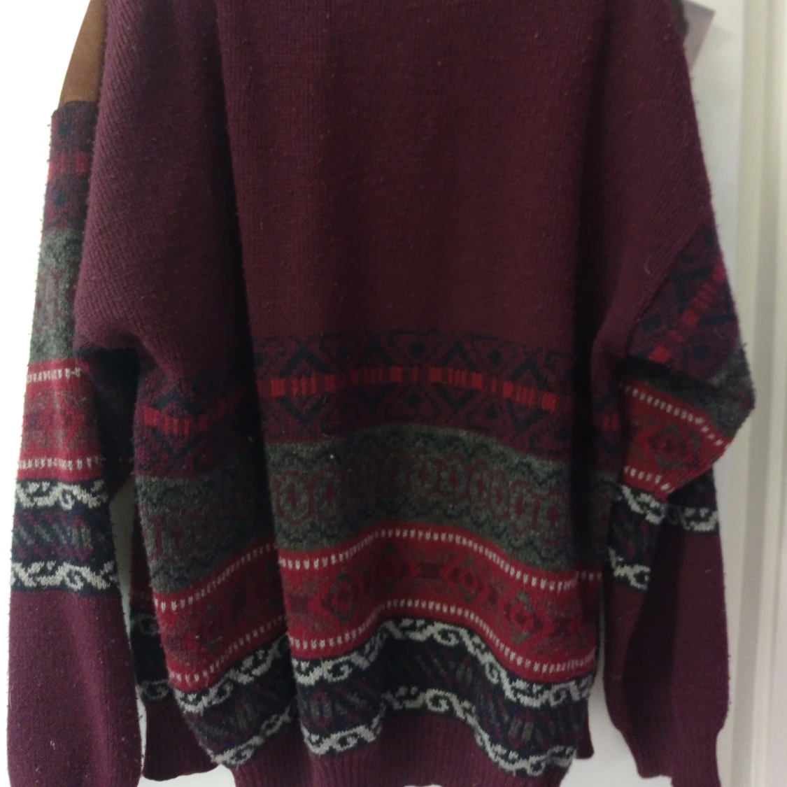 Stickad kofta med knappar - 91