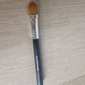 Smink borste inte använd - Den blir självklart tvättad innan nån köper!