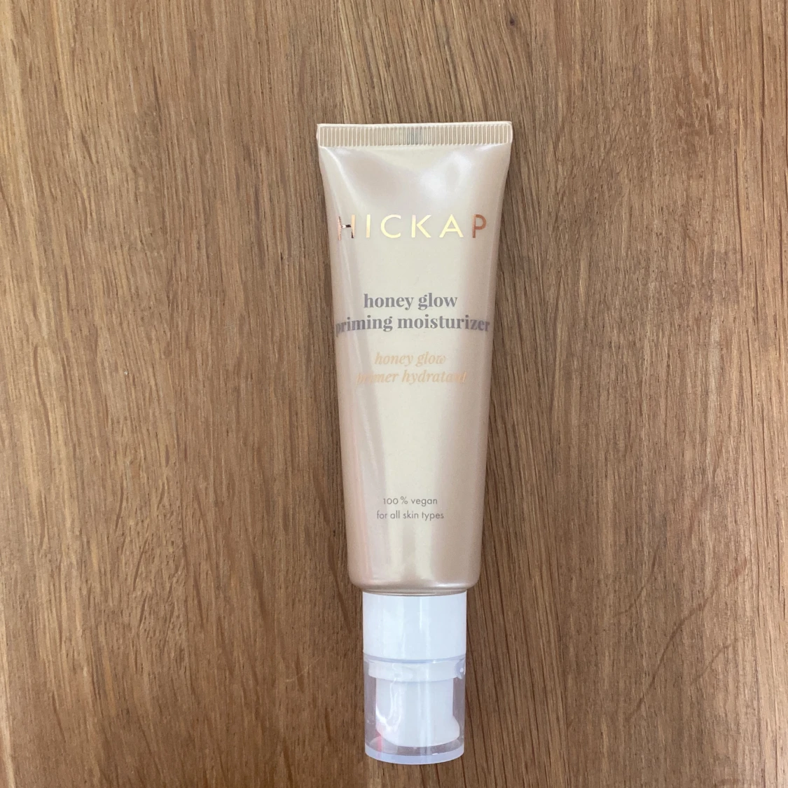 Hickap honey glow priming moisturizer