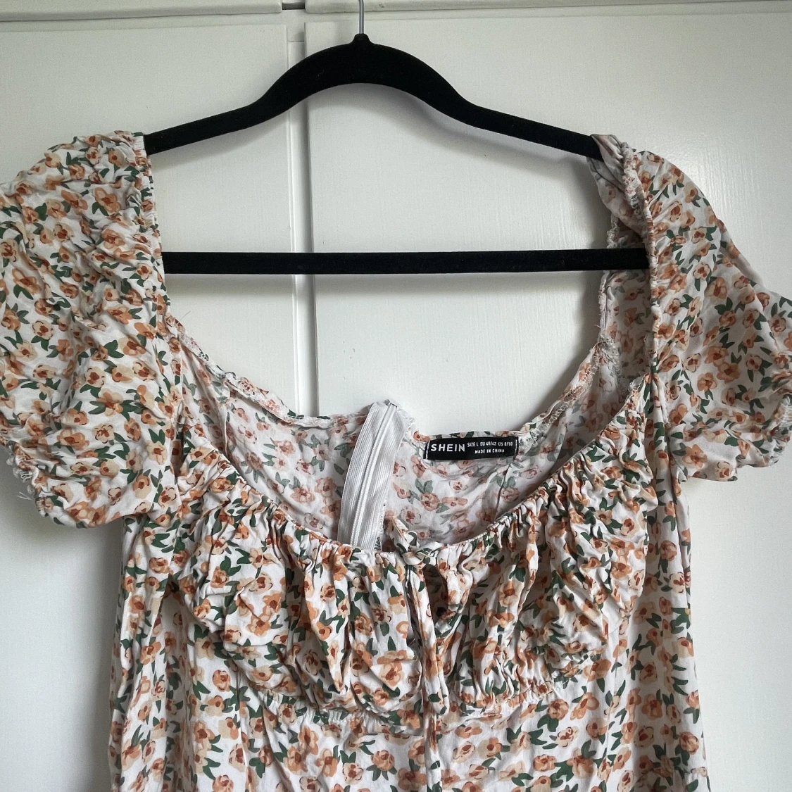 Blommig klänning - 90