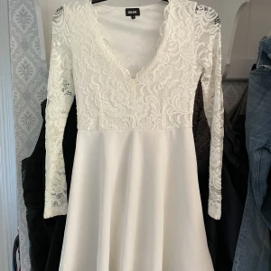 Studentklänning  - Bra skick! Använd max 3 gånger Storlek S