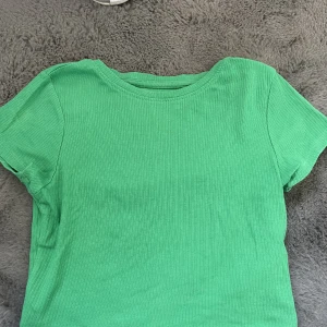 Tshirt - Tshirt från new yorker, vid frågor är de bara att skriva!!🫶🏼