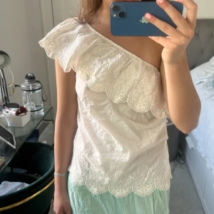 Off shoulder topp!  - Så snygg off shoulder topp!!